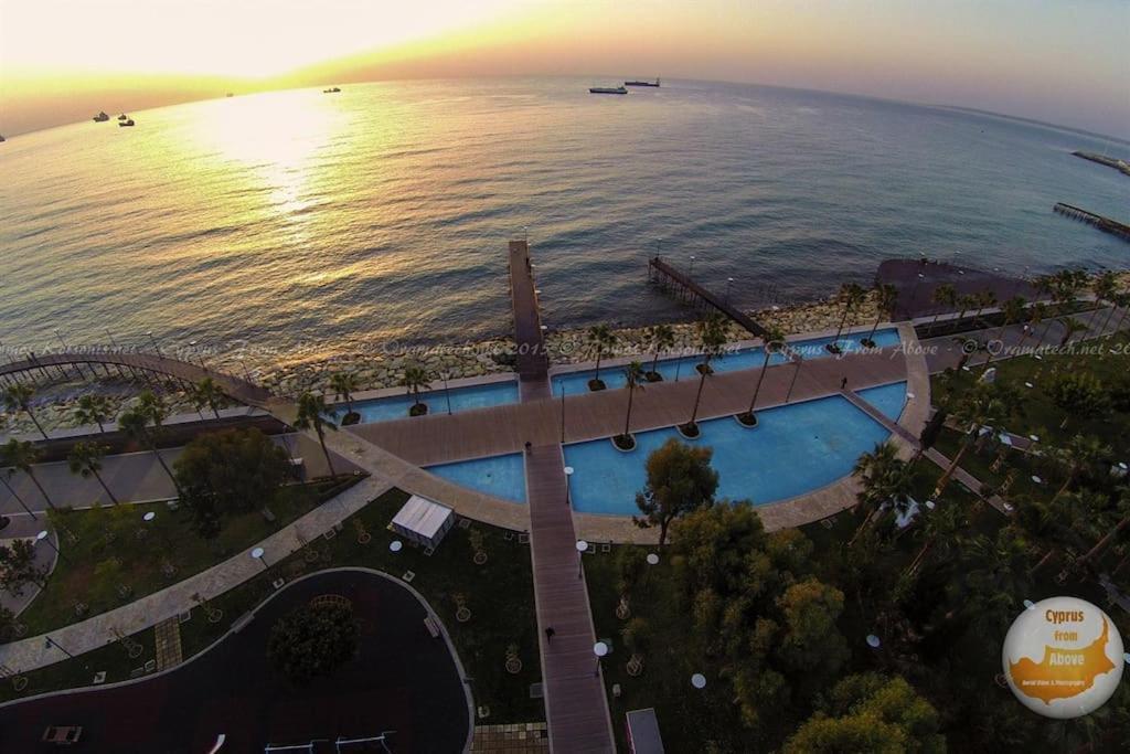 Sea Front & City Center, Amazing Sea View Limassol Exterior photo