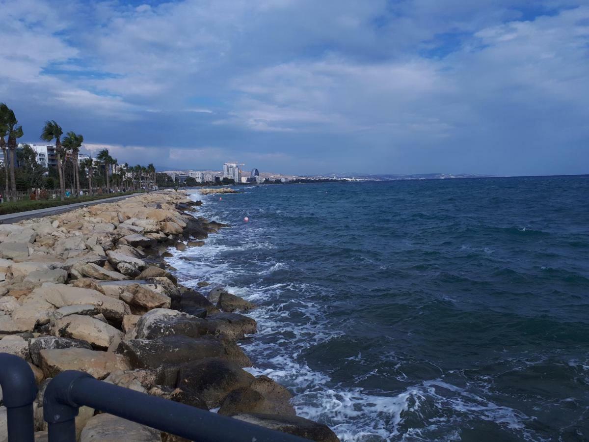 Sea Front & City Center, Amazing Sea View Limassol Exterior photo